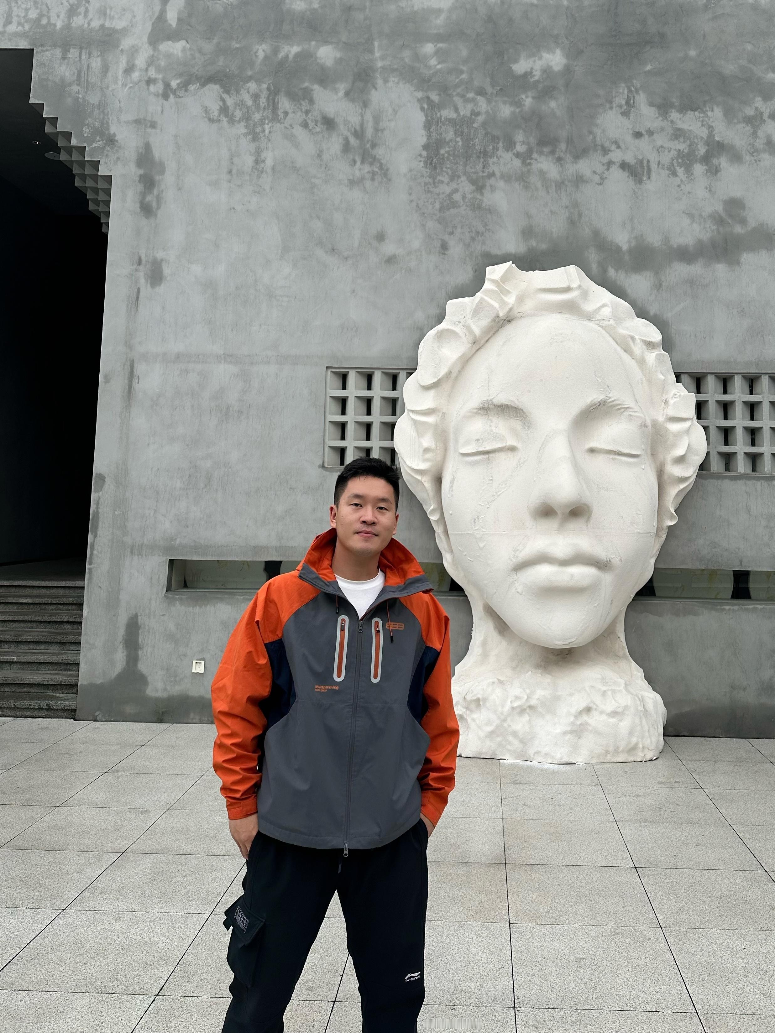 下了一周雨…pro抡的我手腕疼[允悲]听说新电影731不好看，b站看看黑太阳🌞