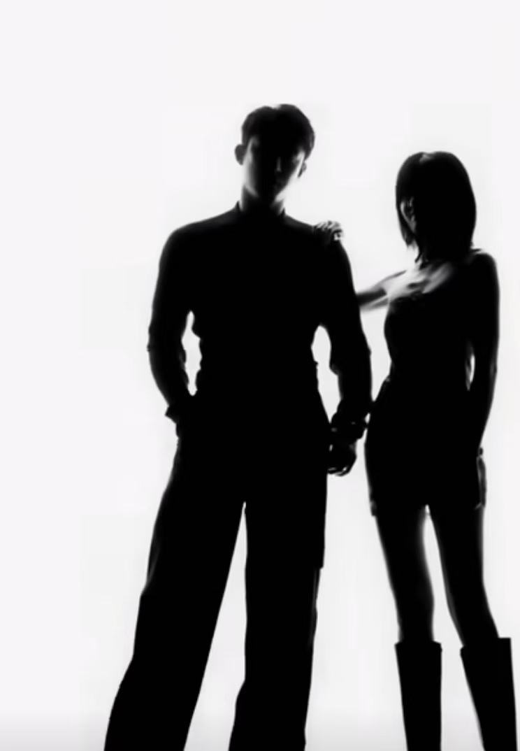 黄景瑜孙千逆光变装  谁能懂我现在激动的心情，《冬至》官方竟然还让大家看到黄景瑜