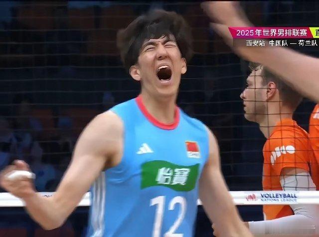 中国男排3-1力克荷兰，世界排名积分增加10.35分，取得世联赛第二场宝贵胜利。