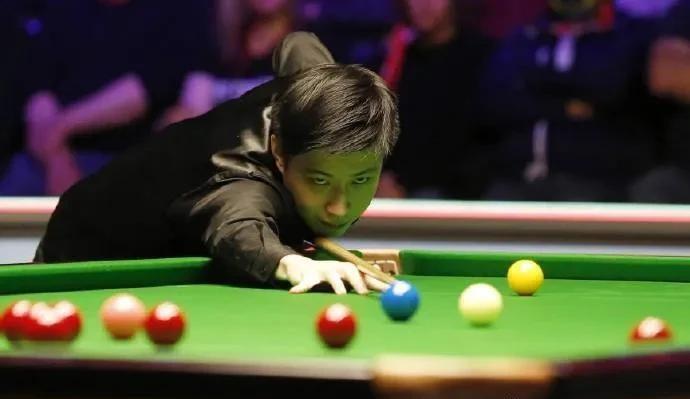 这场比赛，中国球迷的心情可以总结成四个字：扎心了兄弟。2024斯诺克英锦赛首轮刚