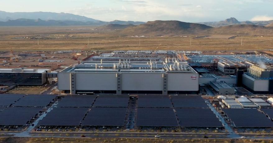 “尴尬了！” 特朗普万万想不到，自己绞尽脑汁从中国台湾地区 “抢” 来台积电，到