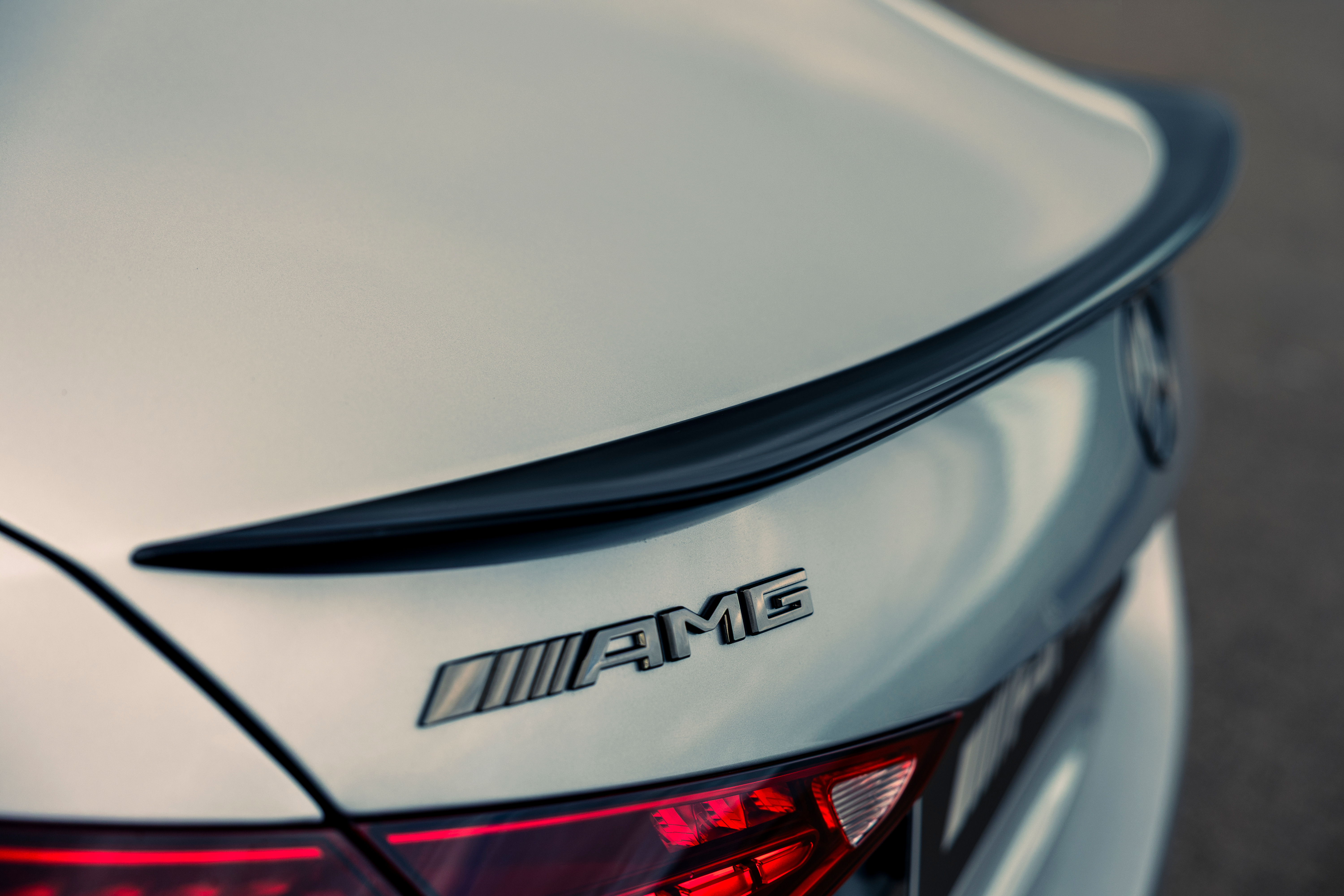 Mercedes-AMG C 43 4MATIC "Edition R+"颜值在