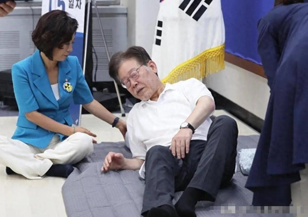 韩国总统李在明去年为抗议日本核污染水排海绝食20多天，时隔一年却成为日本的座上宾