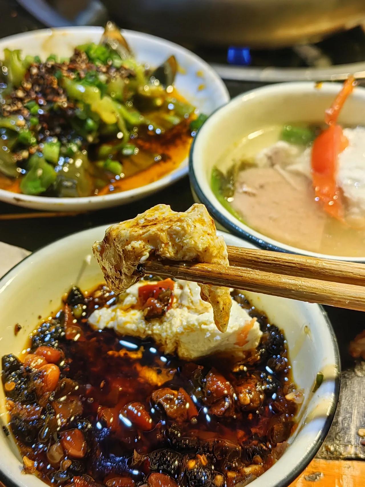 重庆探店｜后堡荤豆花人均20r吃到扶墙出


毕业之后真的很少吃荤豆花，来后堡这