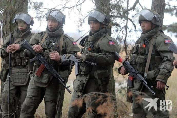 11月15日，据网络媒体报道，11月14日，朝鲜人民军工兵在俄罗斯库尔斯克州地区