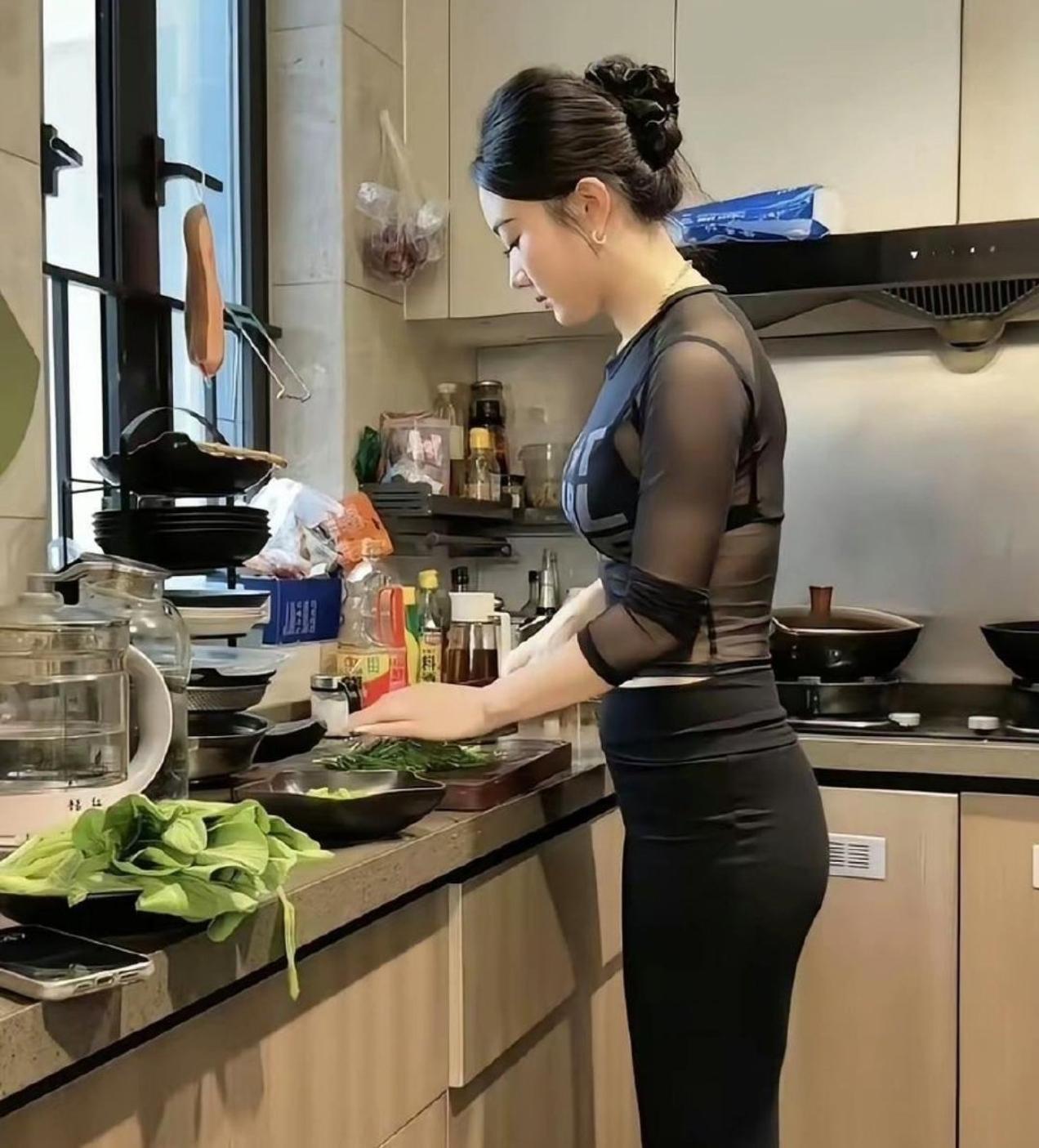 发小娶的二婚，十几万的彩礼娶了个40多岁女人，到底值不值？ ​​​