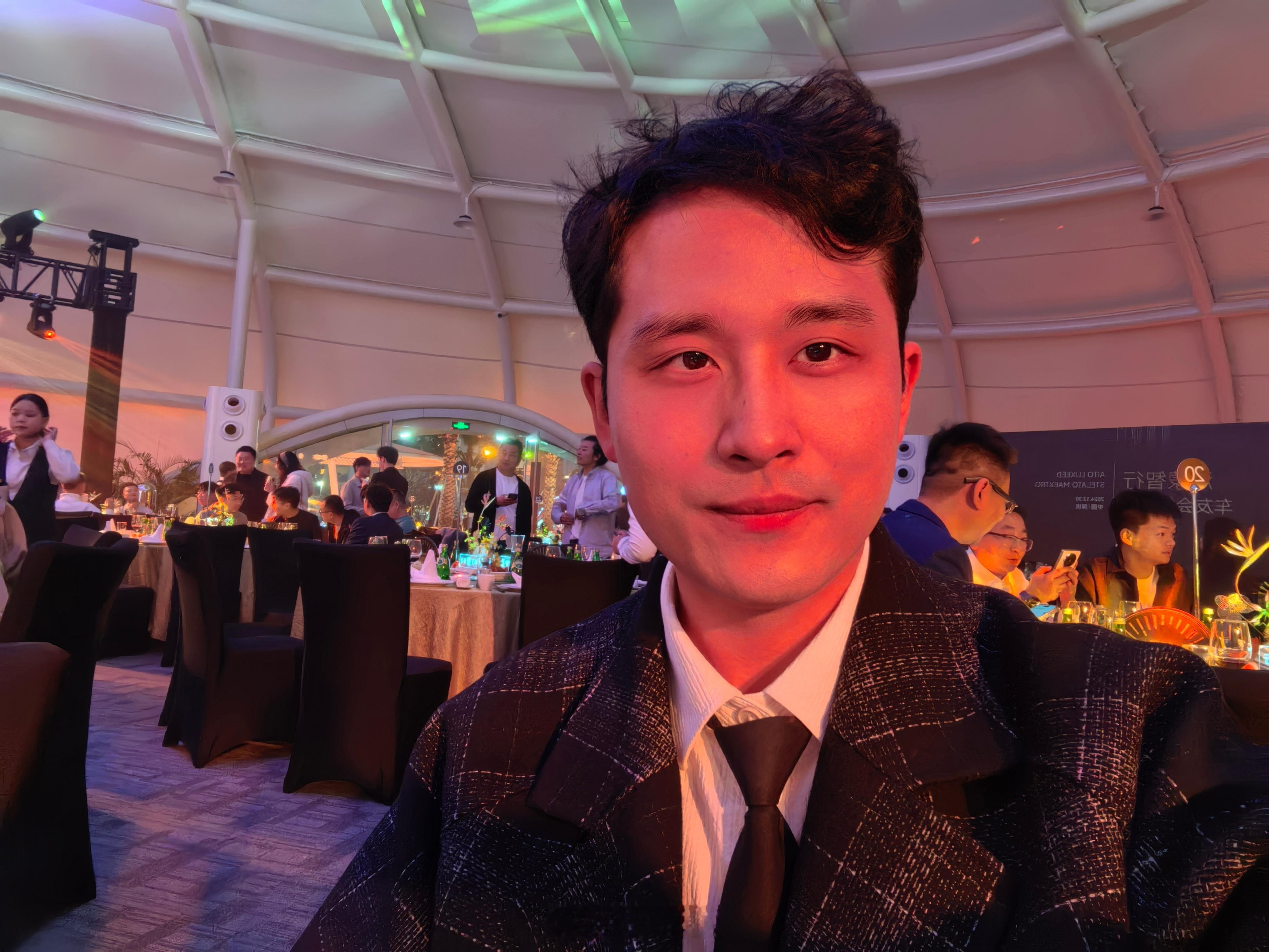 鸿蒙智行车主晚宴非常热闹，就是啥也没抽中哈哈哈[打call]明年大家继续加油 