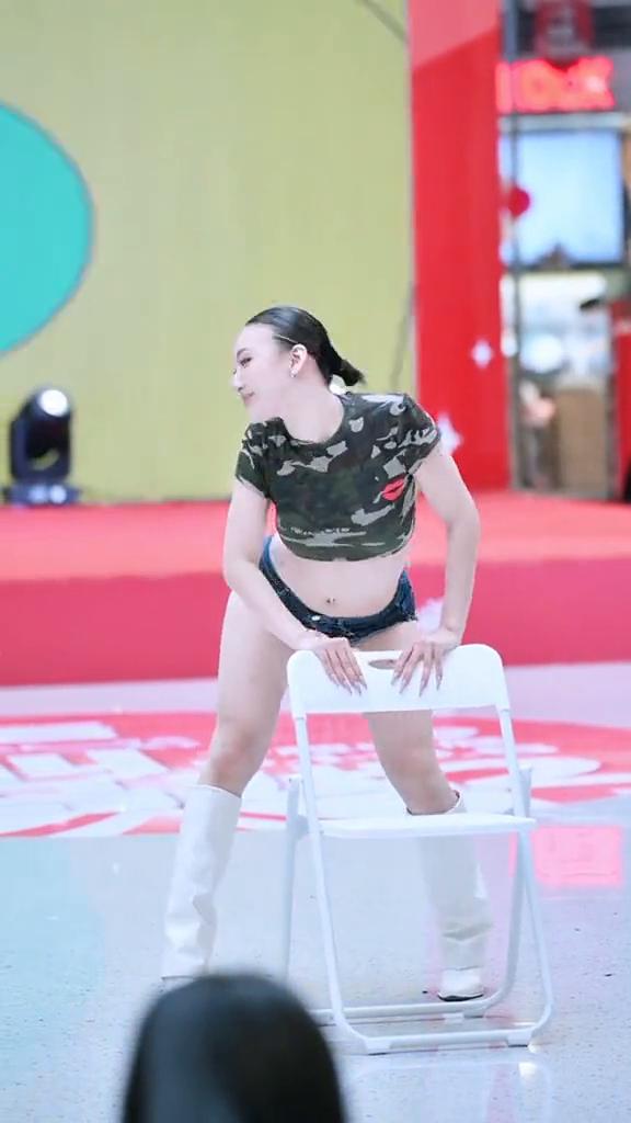 哦哦，one，two。