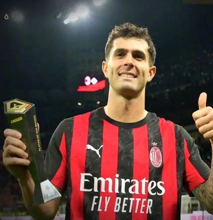 他不靠天赋，靠腿。
断球、冲刺、进球，28米一气呵成，时速35.7公里，意甲最快