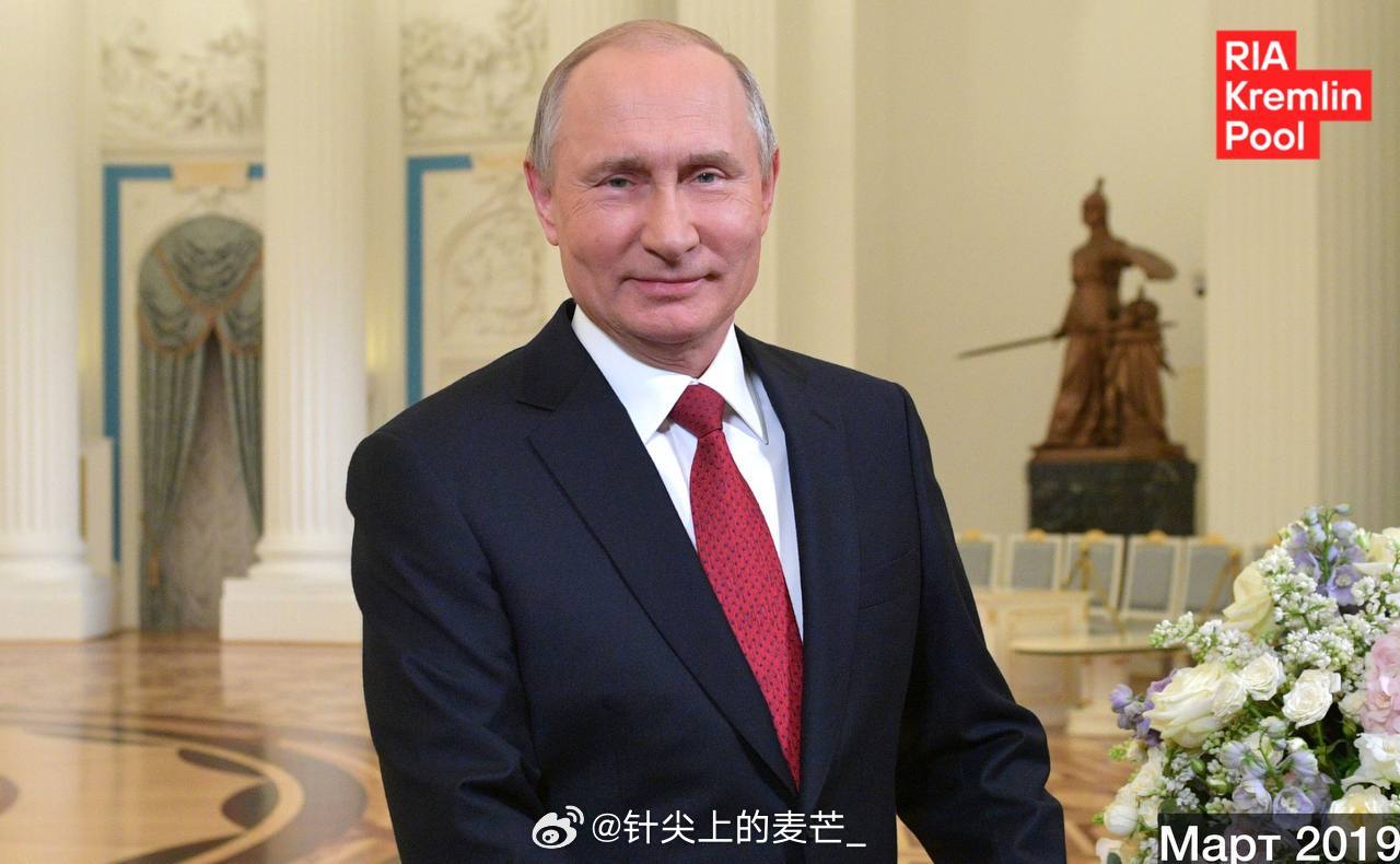 瓦洛佳小朋友  普京今天将在克里姆林宫向女性们致以节日祝贺，祝贺即将到来的3月8