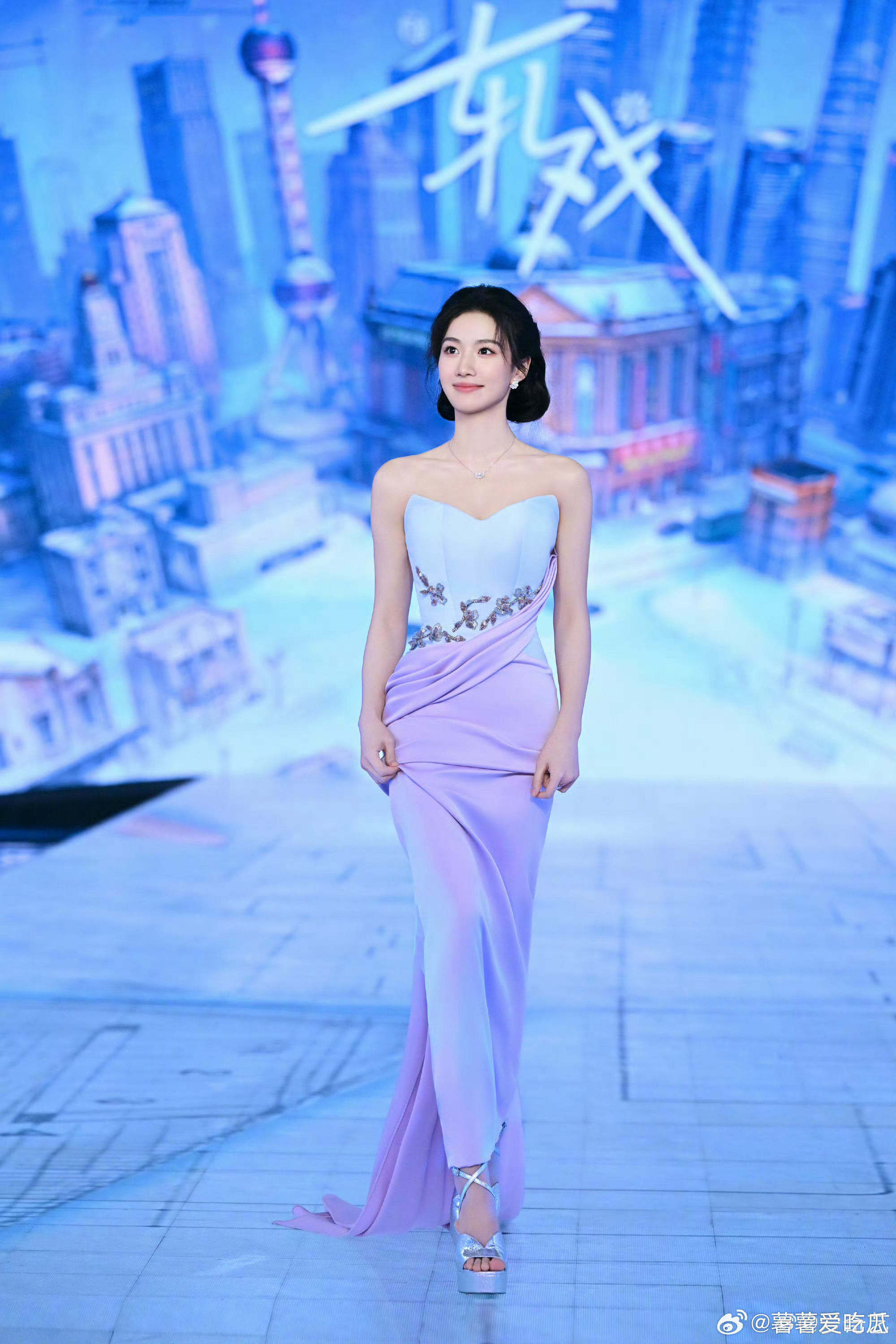 电视剧品质盛典今晚播出:期待更多卢昱晓新角色 ，来🥝看美美噜噜晓卢昱晓