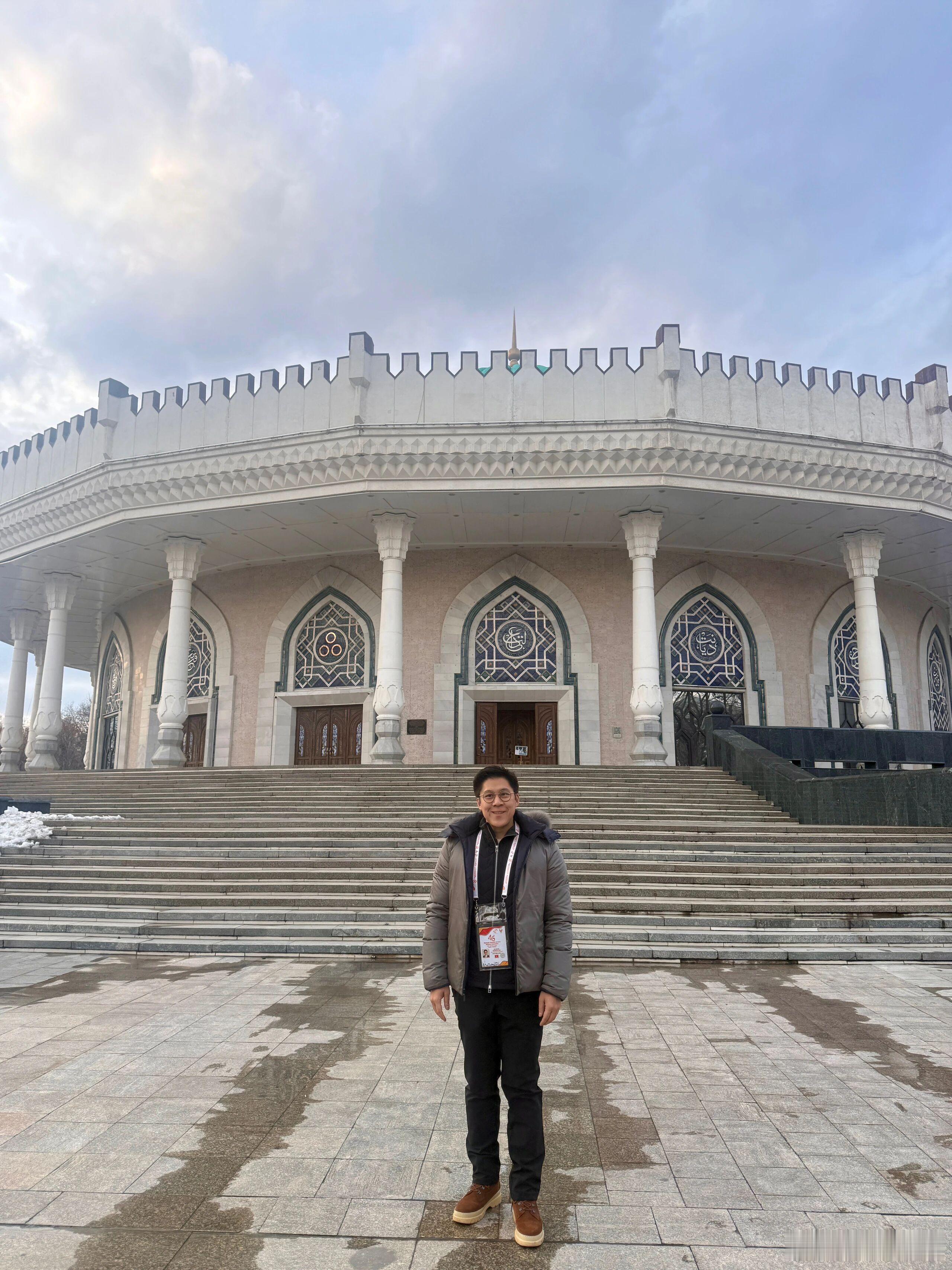 霍启刚乌兹别克斯坦一行 