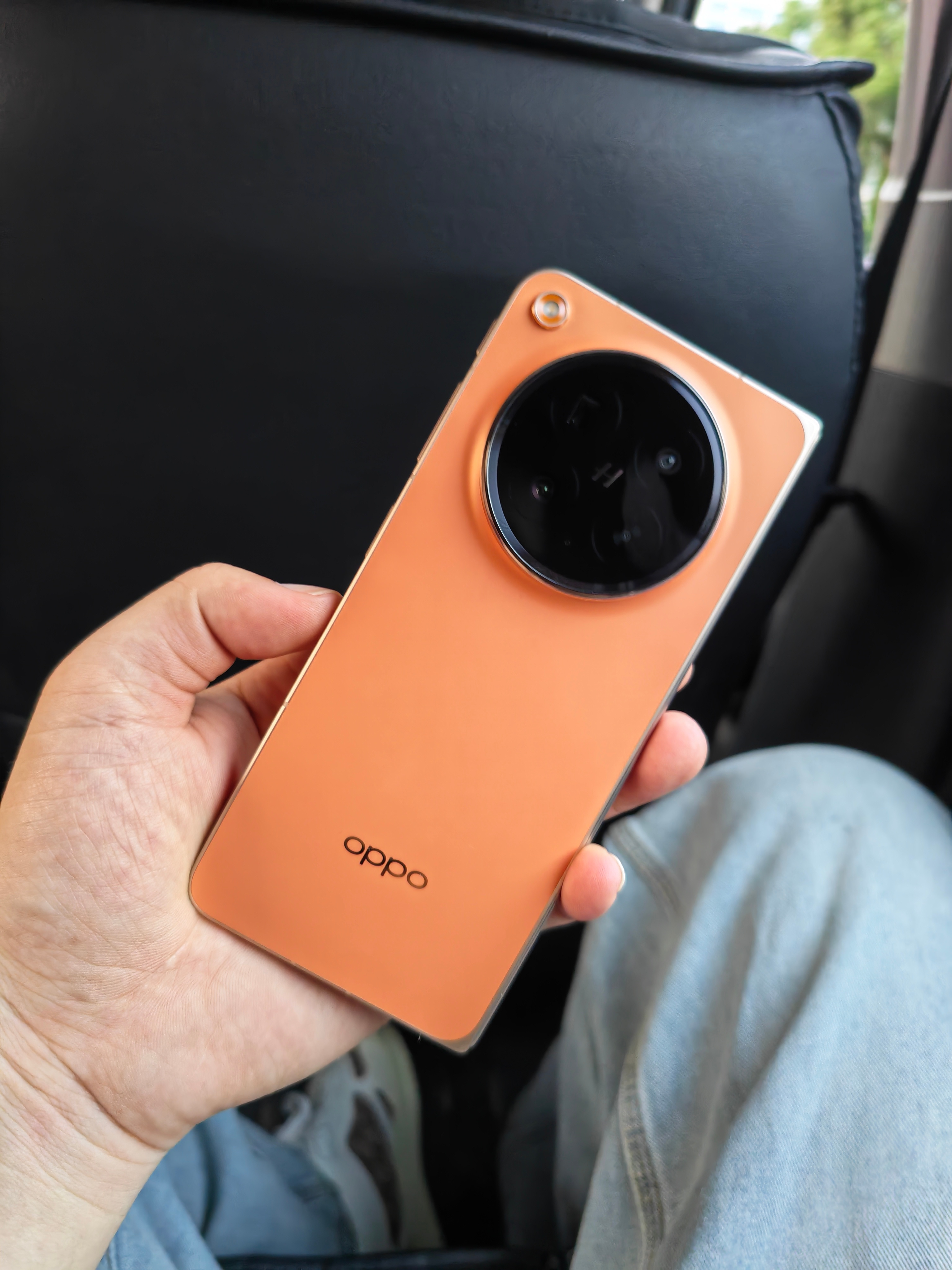 OPPO Find N6首销再创历史，首销三天销量突破5.64万台，强势杀入当周