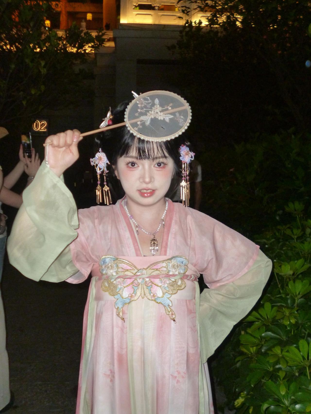 甜妹古风 汉服打卡出片 汉服拍照打卡 汉服夜景出片 超绝汉服