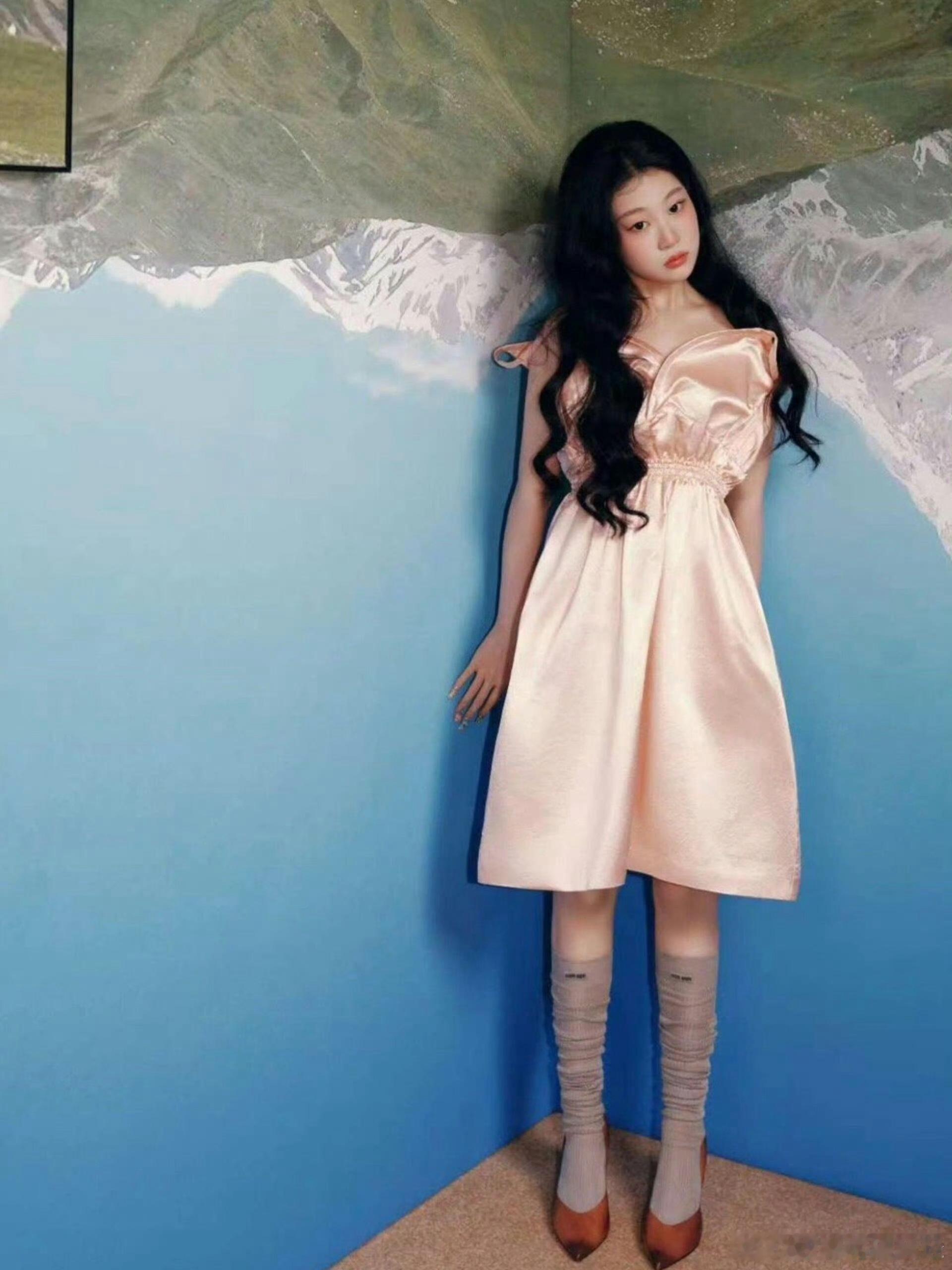 小沈阳女儿控 东北老爸花式宠女，担心女儿独自出行，本能流露的紧张，是刻在心底的守