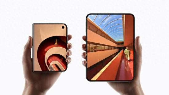一万九起跳，还要等到十月：苹果折叠iPhone，凭什么卖这个价？