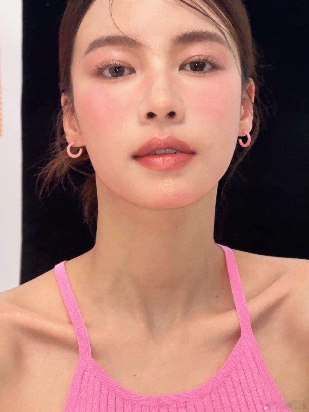 一些粉粉嫩嫩的妆 ​​​
