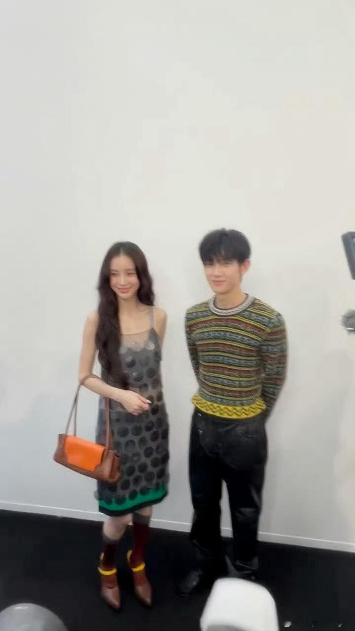 angelababy朴时宇合照angelababy朴时宇合影 angelabab