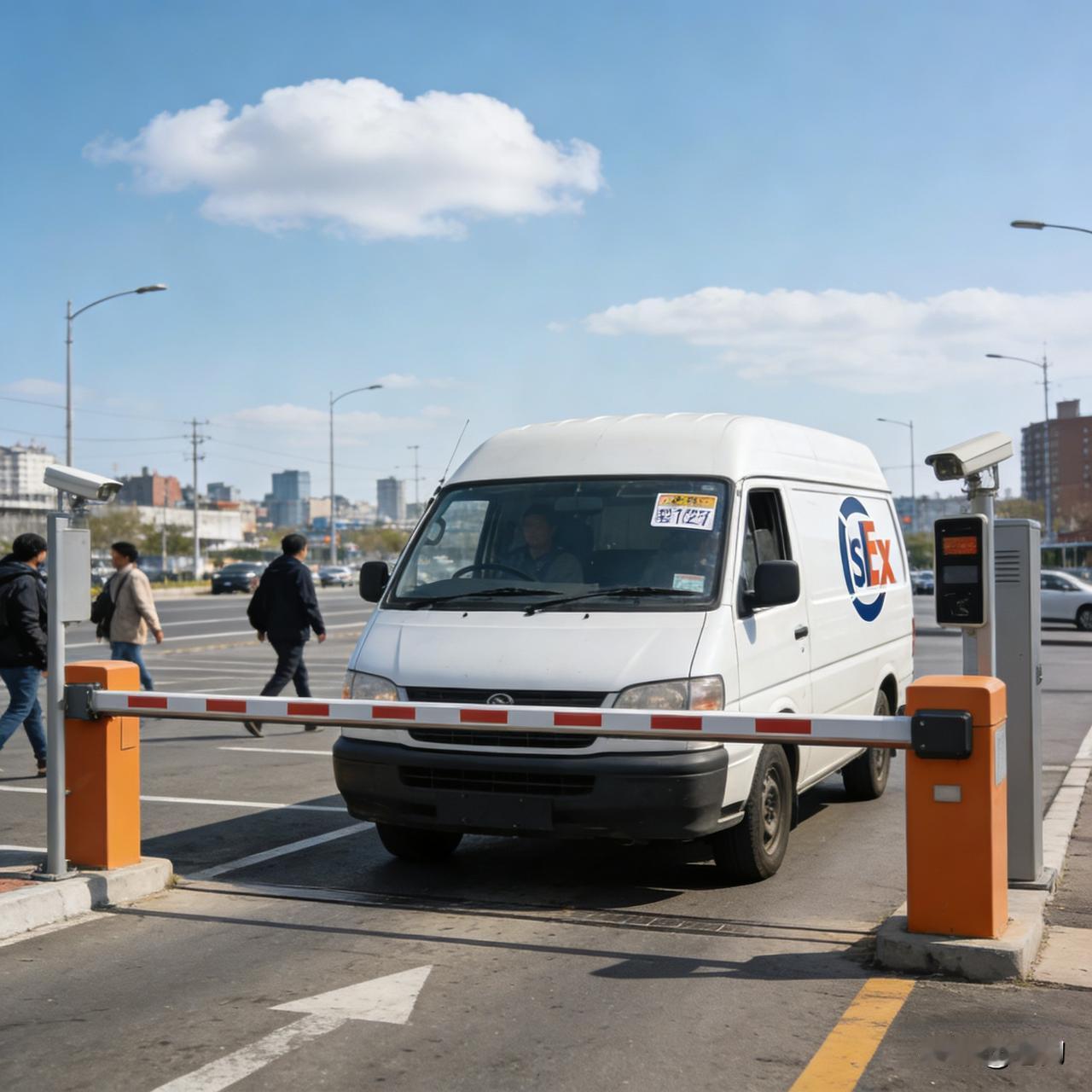 4次在停车场停车遇到令人震惊的事情，写出来与大家一乐。
我接连遇上几件特别奇妙的