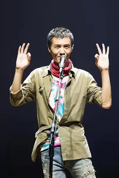 当年，朴树家的保姆秀梅，刚来?TA家工作时，秀梅精心准备了一桌饭菜。朴树只吃了2