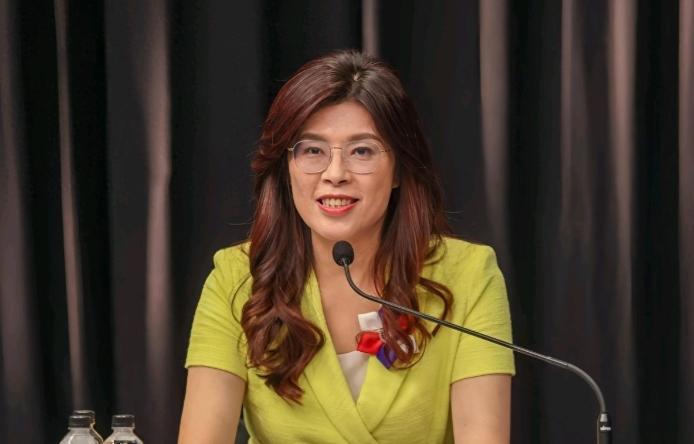 郑丽文这一招太高了！民进党当局有意阻扰郑丽文访问中国大陆，结果郑丽文反将一军称，