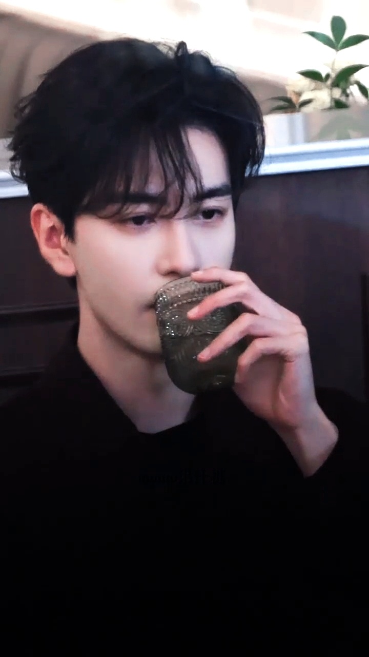 OMG 陆熙洲这美貌🥺 有点震撼了我说陈星旭陆熙洲