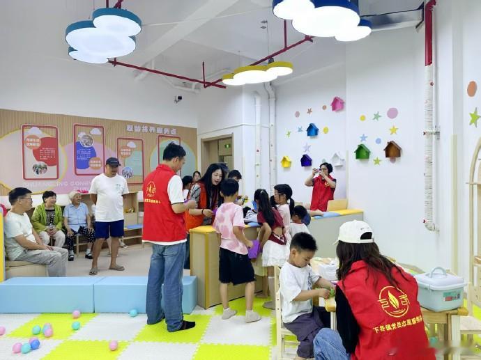 双龄共养新模式补齐仙居乡村养老育儿短板针对乡村青壮年外出务工、独居老人缺照料、留