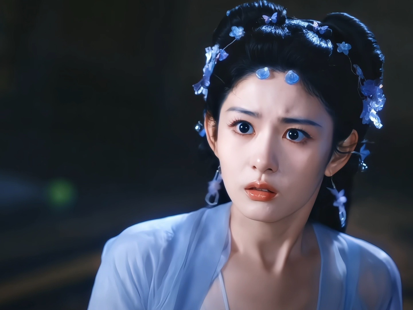 赵晴callback绛朱在金鱼缸洗脸 刷到赵晴扫楼图直接代入绛朱，金鱼缸洗脸那场