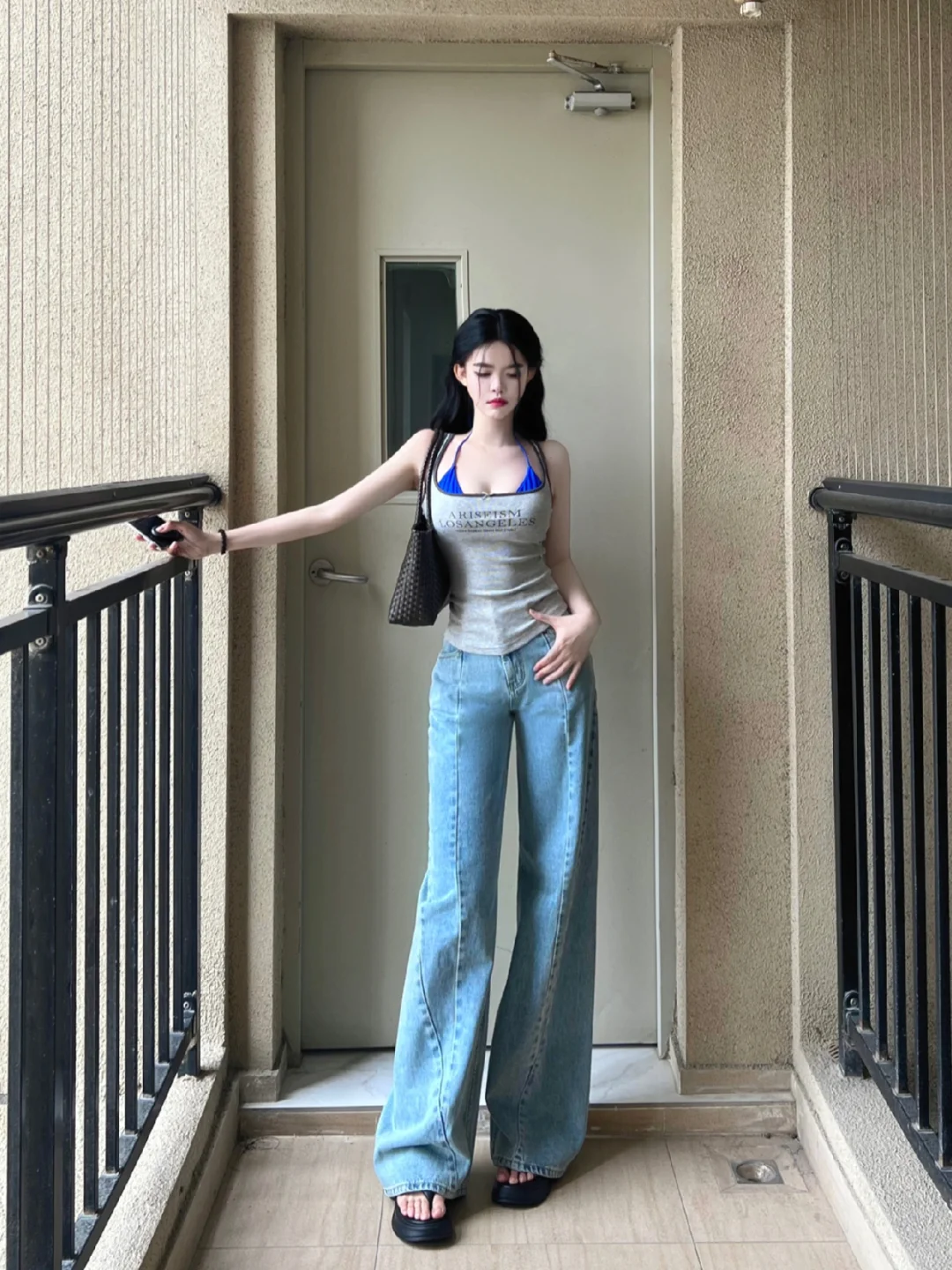 自信点！夏天给我穿吊带！