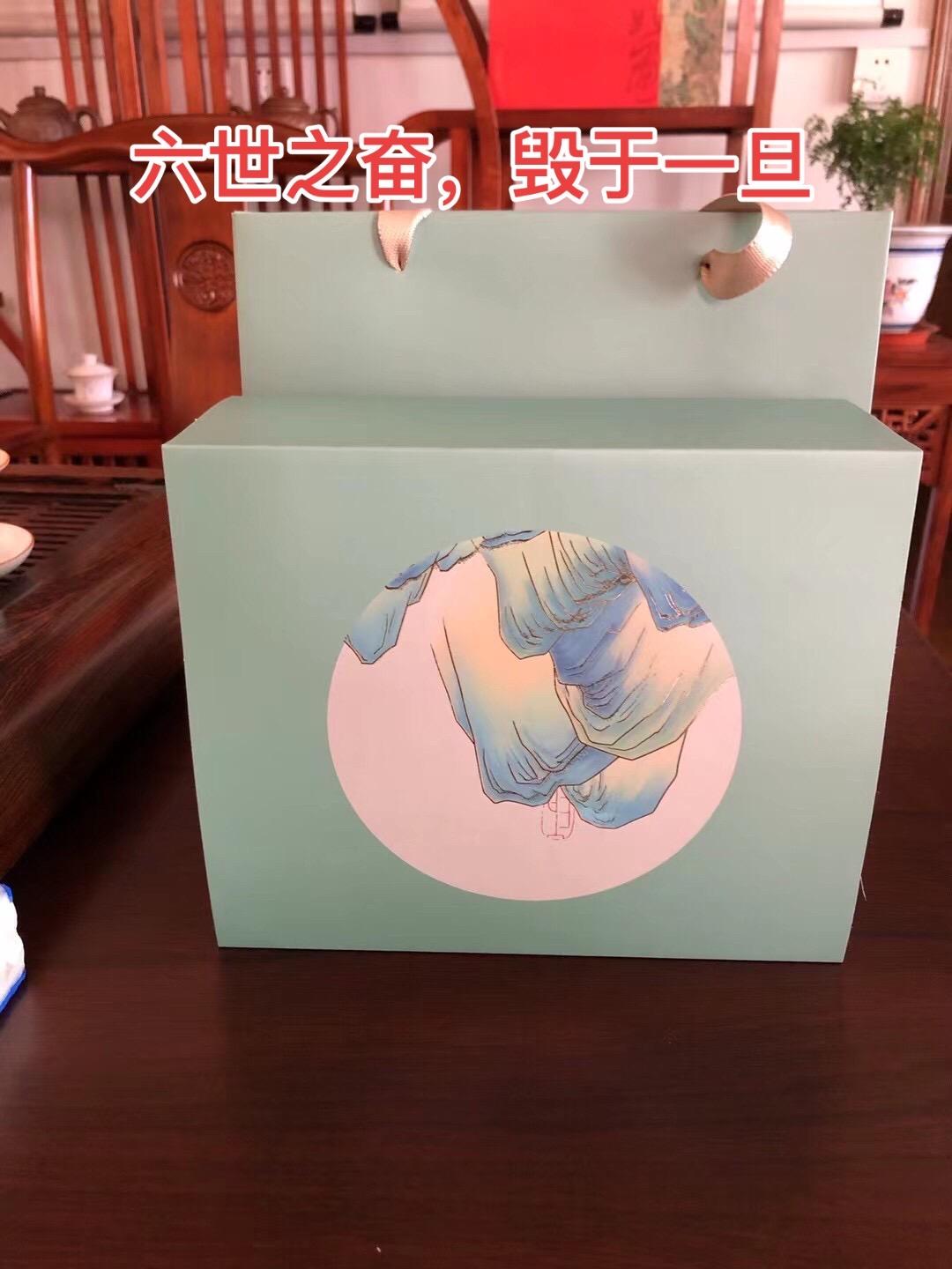贾谊在《过秦论》中说秦国“六世之奋”，到了秦始皇终于一统天下，所以很多...