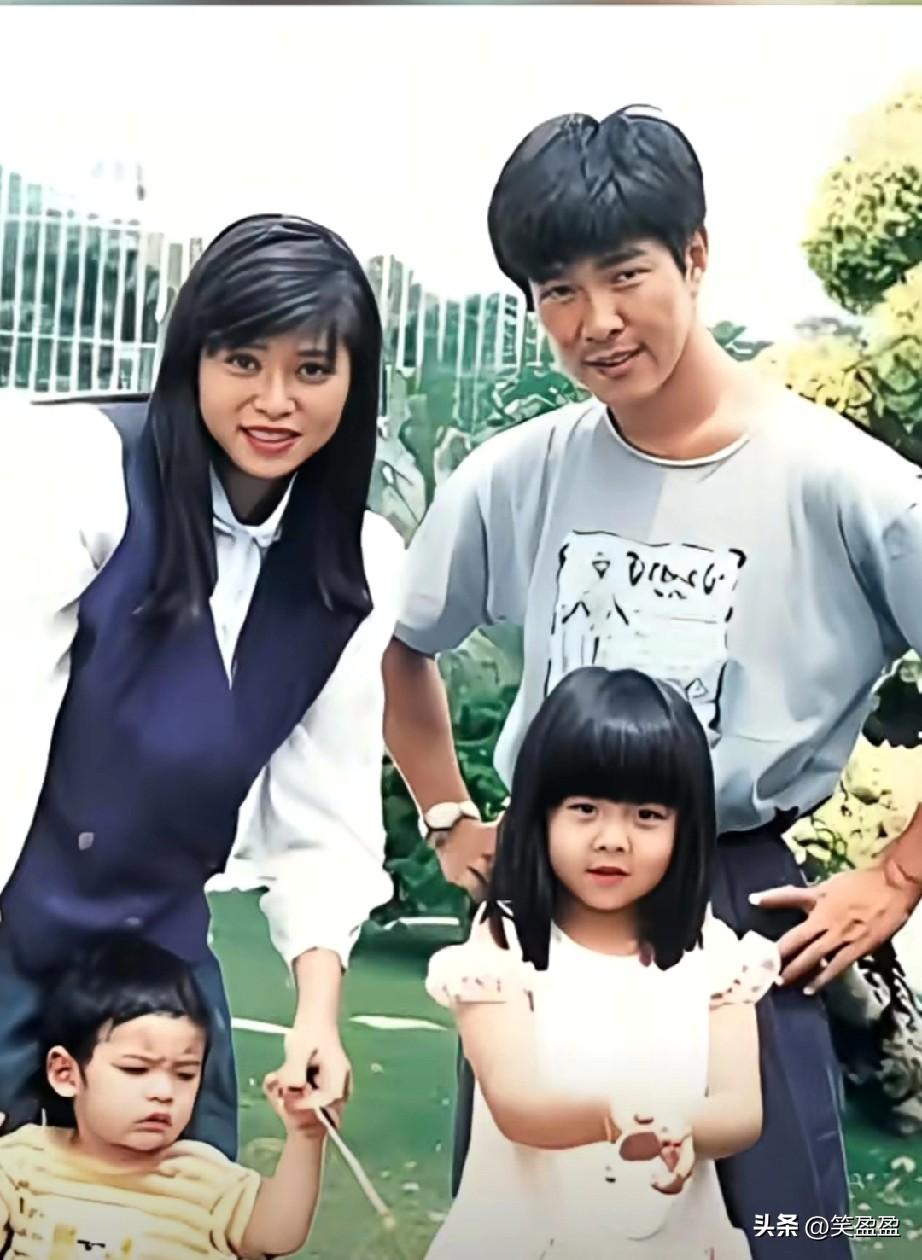 情史单一的武打明星元彪，为老婆孩子息影数年。两人经洪金宝介绍相识相恋，婚后彭秀霞