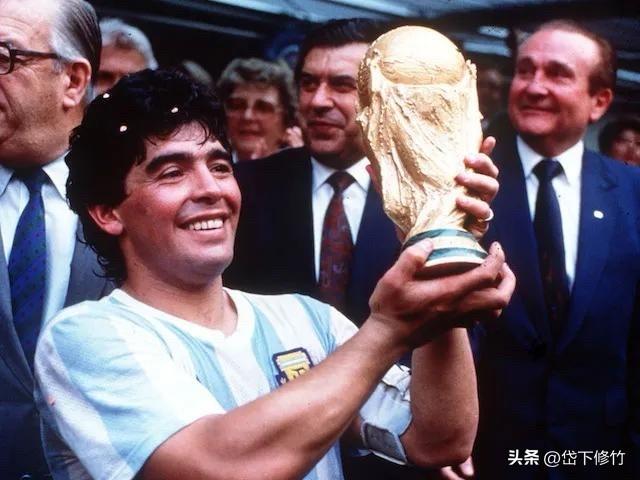 TOP5
TOP1 1986墨西哥世界杯（球王独舞天花板）
马拉多纳封神之战，上