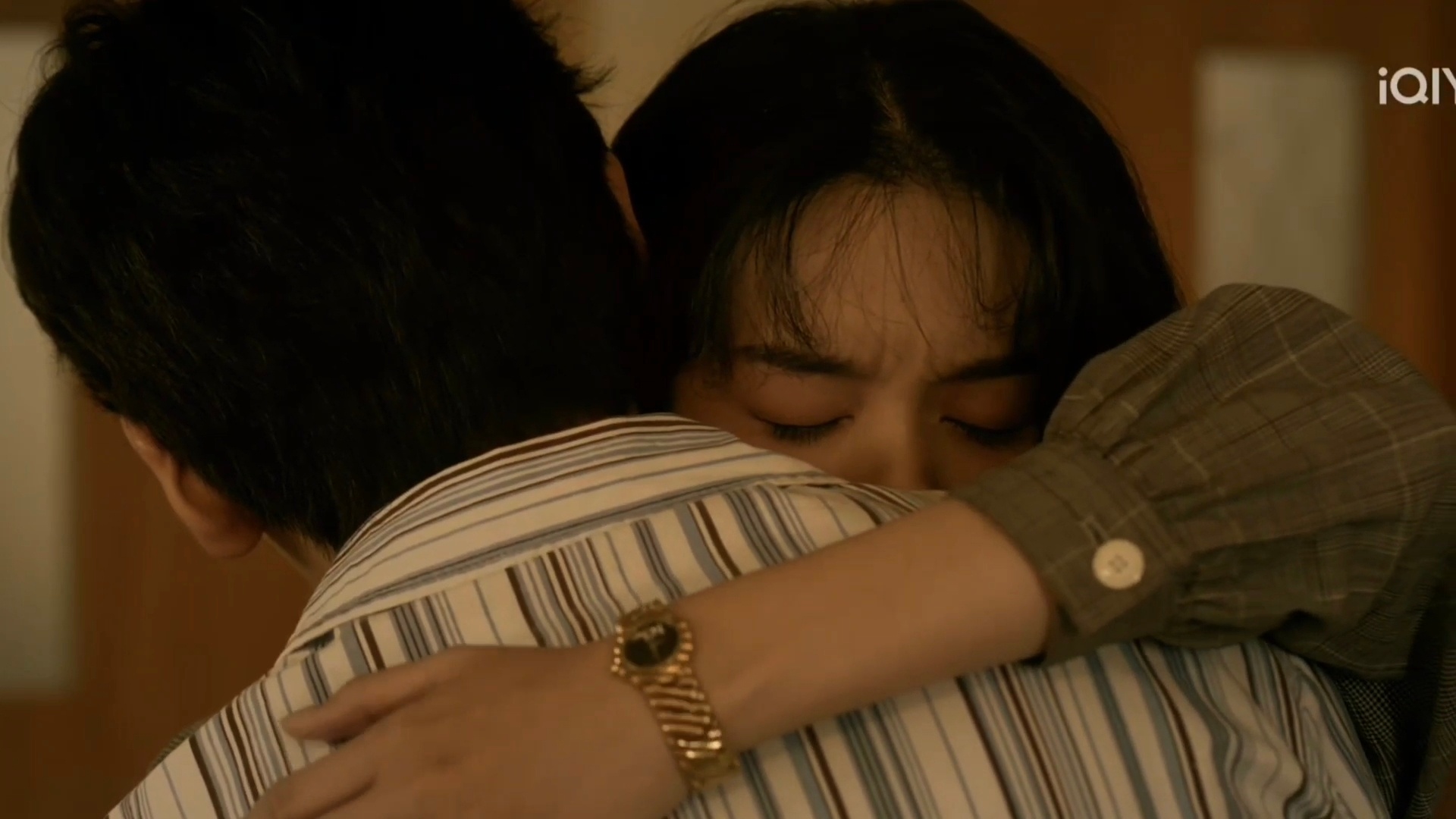 啊啊啊啊两个小苦瓜拥抱这一段虚惊一场后椰奶感情浓度依旧在升高！周也翟潇闻虚惊一场