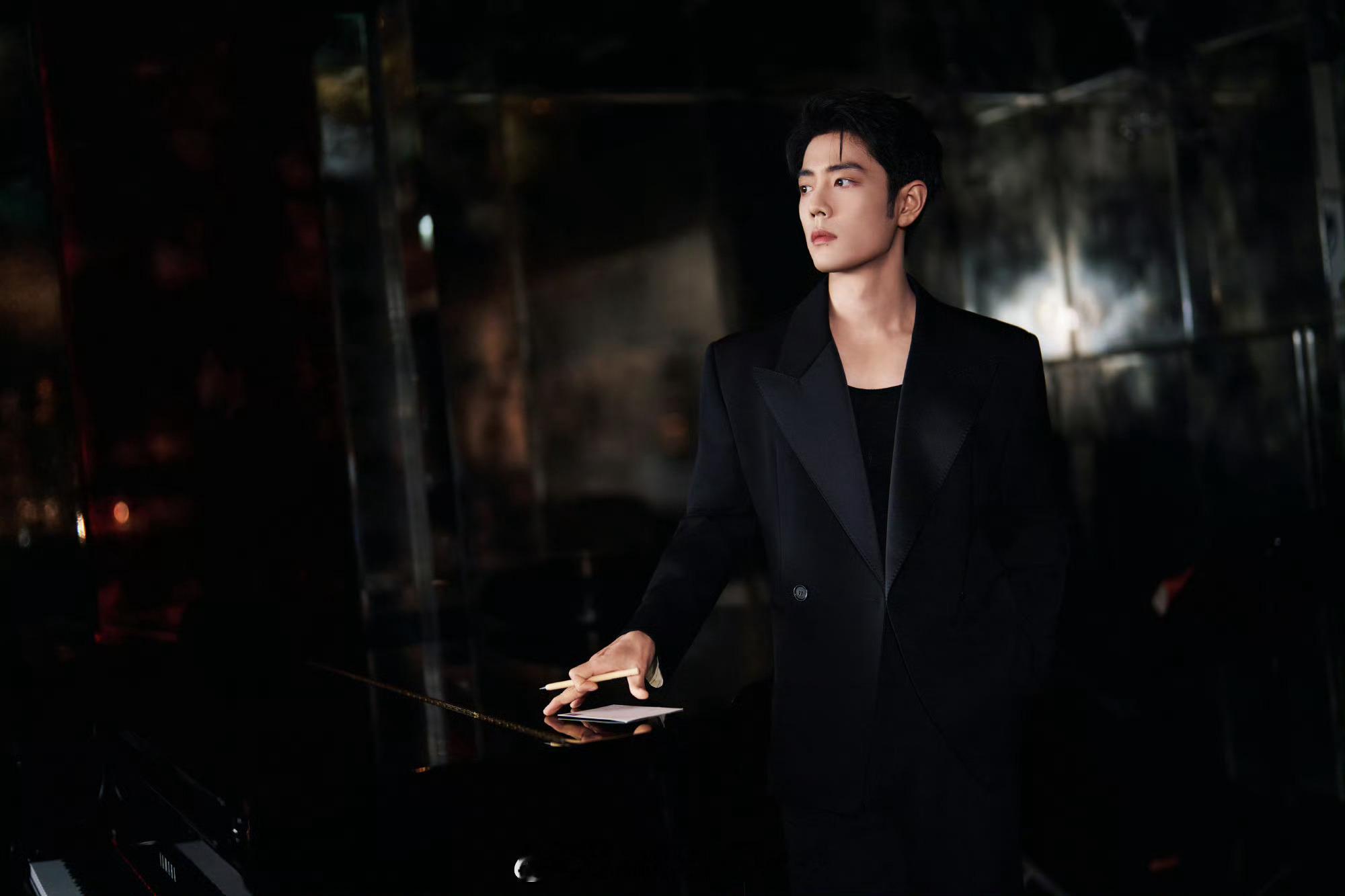 肖战┊亮相今日香港线下活动，身穿SAINT LAURENT 2026秋冬系列黑色