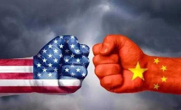 中国当下面临最重要的威胁，是战争和收割。现在美国是认为，它有把握让我们的经济出现