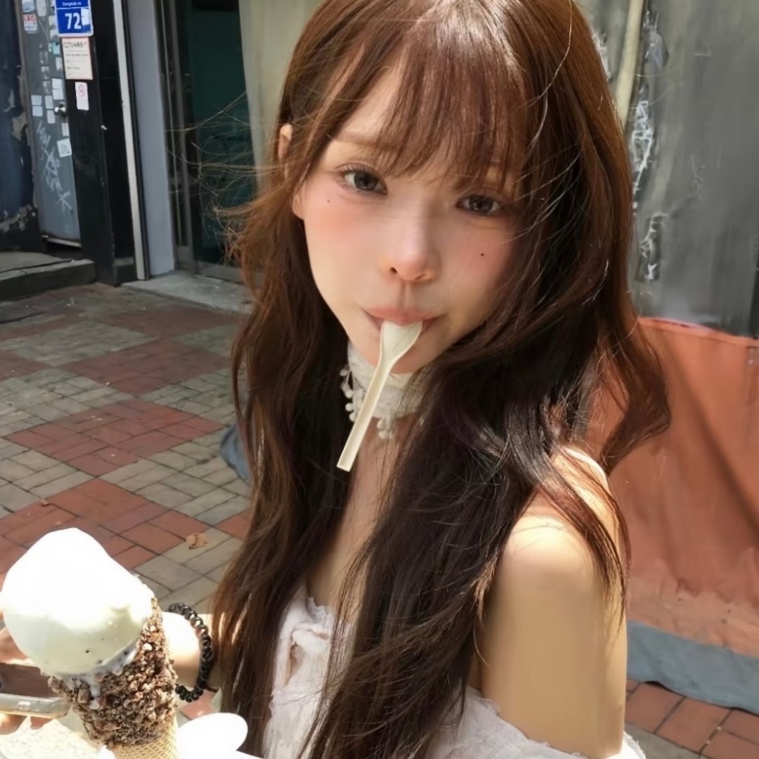 WeChat套图 | 头像背景图搭配 | 高质氛围感女头 