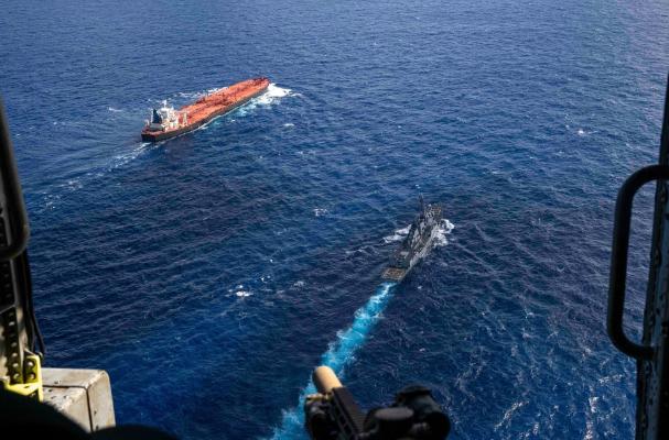 第9艘！春节之时，美军特种兵再度扣押中国香港油轮！

当地时间2月15日，北京时