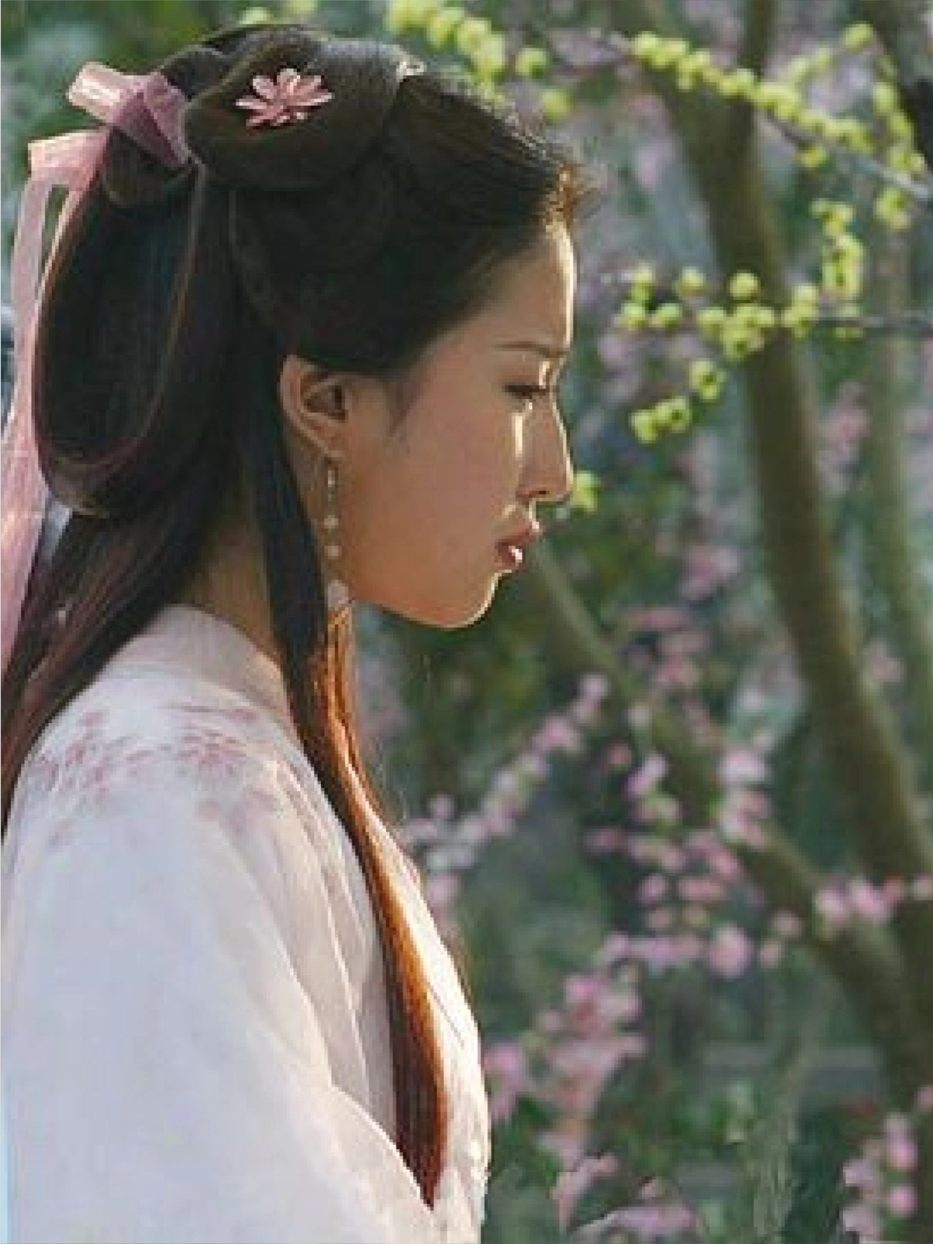 刘亦菲但凡少美一分，这些表情都不知道要多扭曲。 