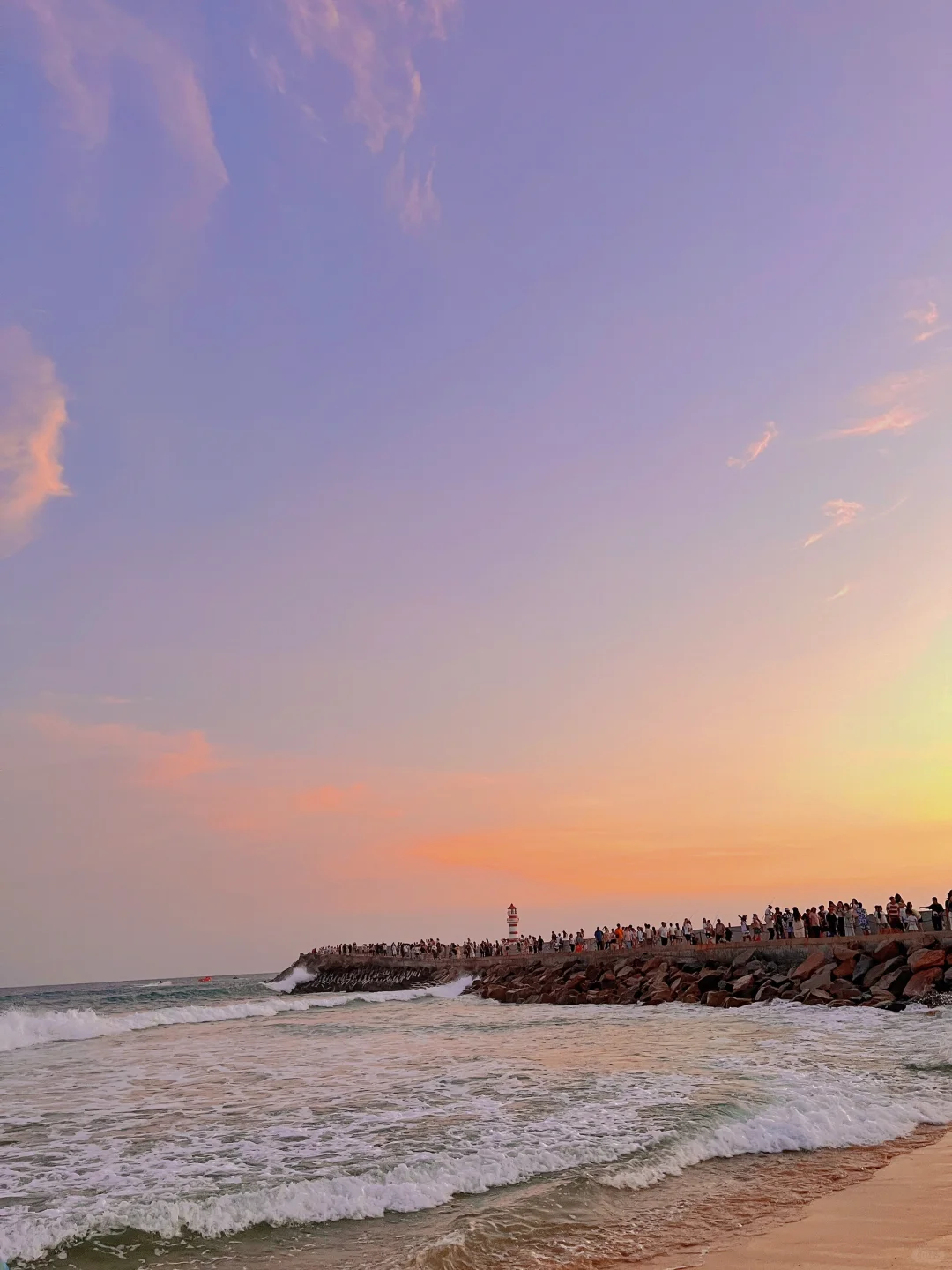 爬山，看海，读历史