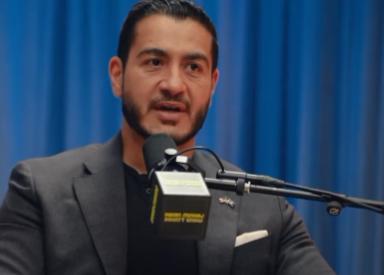 【Abdul El-Sayed，民主党参议院候选人，对特朗普大发雷霆 “我们正被
