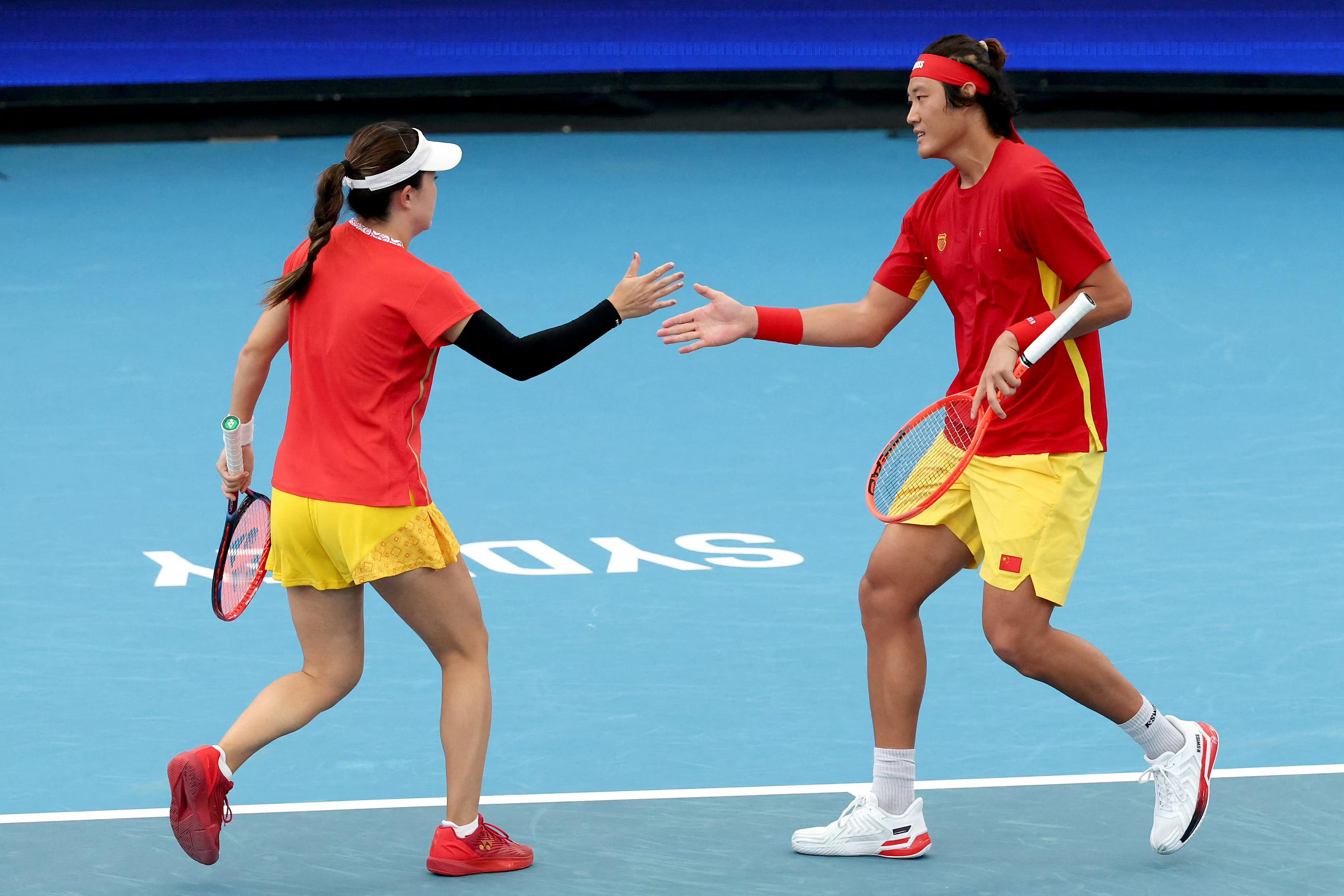 中国队联合杯开门红 联合杯中国2比1比利时 恭喜中国队收获网球联合杯开门红，张之