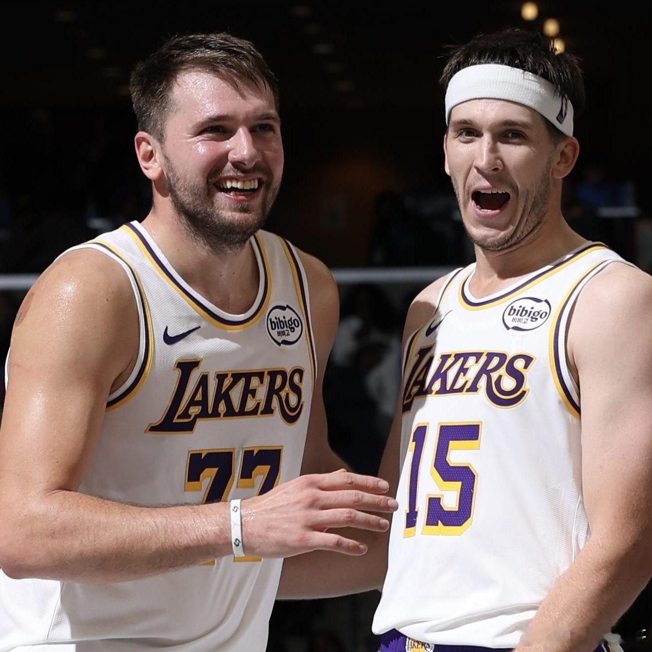 本赛季得分最高的几对组合：1. 东契奇 & 里夫斯，场均 60.3 分2. 约基