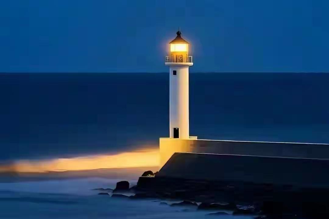 ✨欧盟应该把工业产能迁移到中国✨

🐼 中东地区的能源危机，对欧盟日韩的工业造