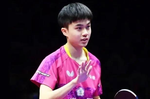 2026 WTT美国大满贯刚刚进入正赛首轮，爆冷出局的三位选手已经出现：

1，