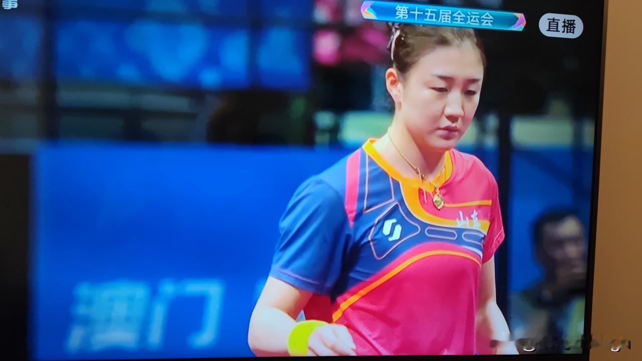 陈梦是全运会乒乓球赛场上一道靓丽的风景线！

终于又看到了长相漂亮、身材轻盈，打