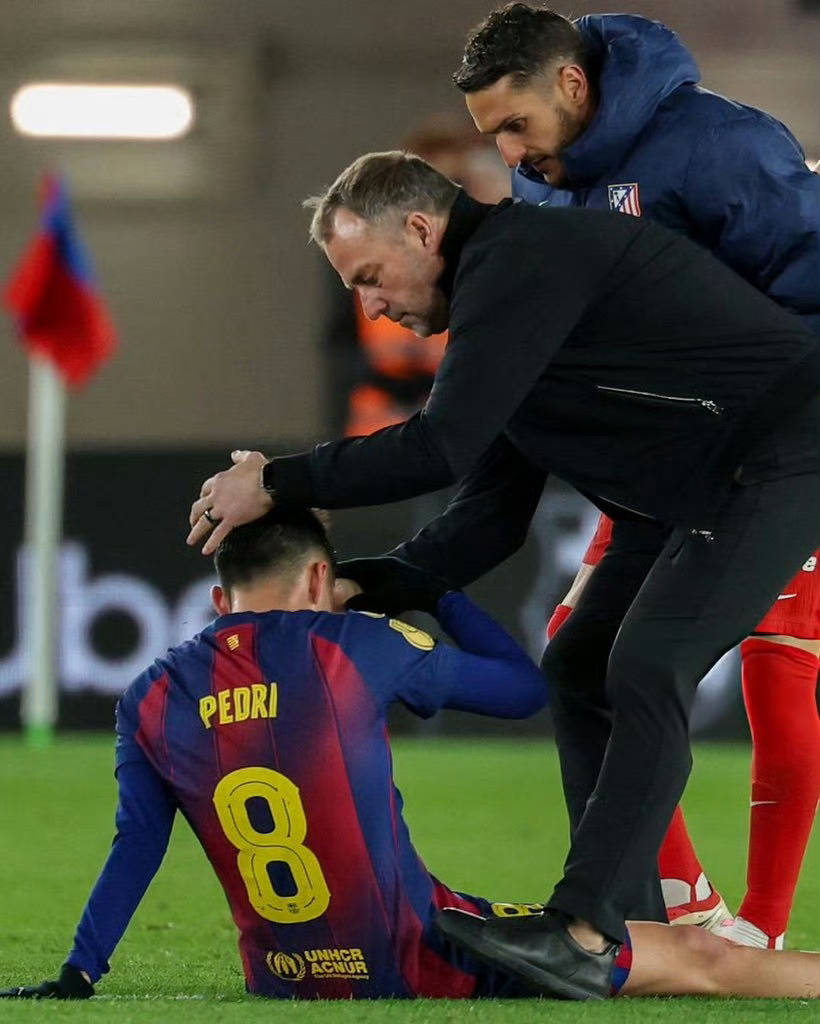 每体：弗里克执教巴萨19次逆转、54场净胜2球+，欧冠战马竞迎大考《每日体育报》