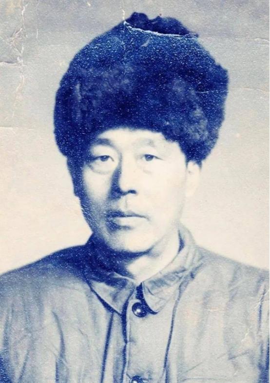 1940年8月14日，林怀部找领导请5天假，没请成，两人大吵一架。领导让他卸枪滚