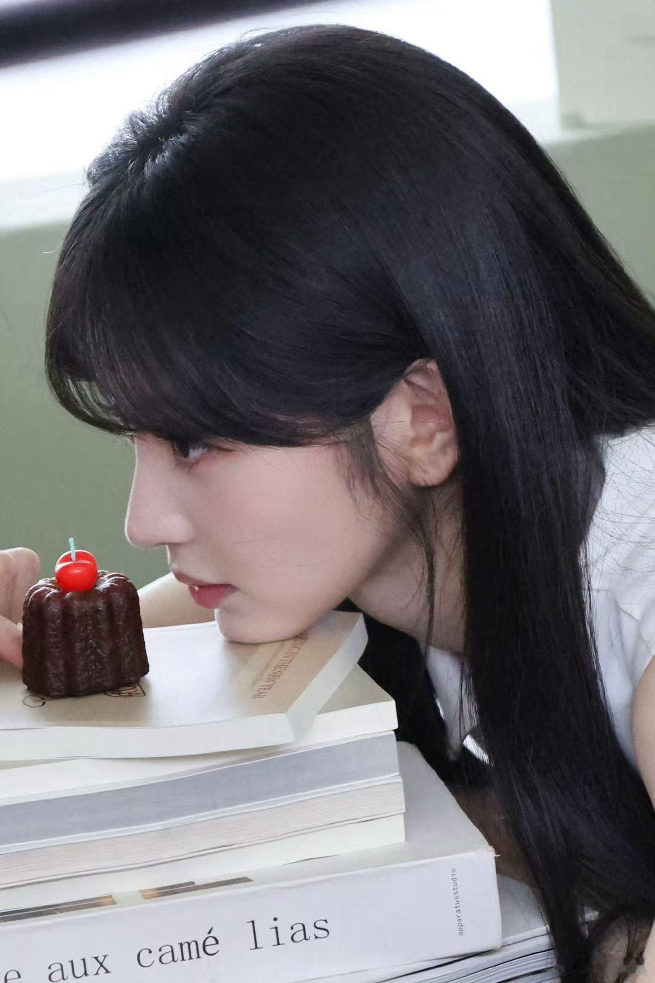 田曦薇新剧韩剧氛围感田曦薇新剧完全智性恋来的 画面色调好有韩剧青春片那味儿！田曦