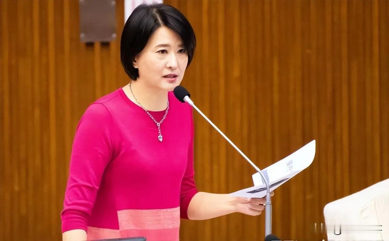 台湾2023年度税收超征2760亿新台币，但今年未规划返还于民众，发不了现金！
