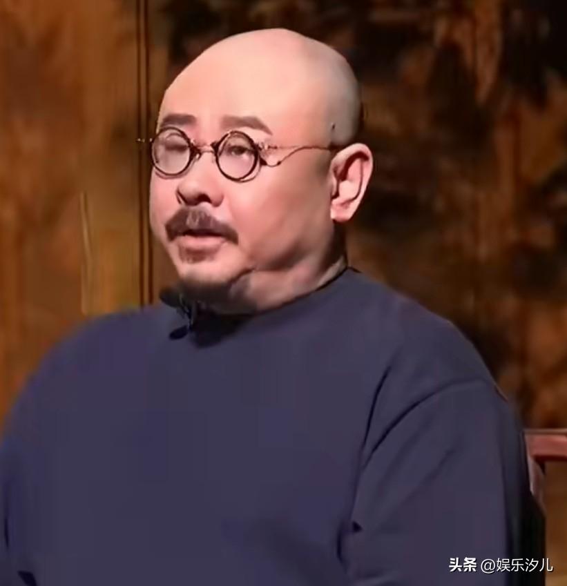 刀郎自曝“没有所谓的刀家班”，网友：太真实！


刀郎近期访谈自曝“没有所谓的刀